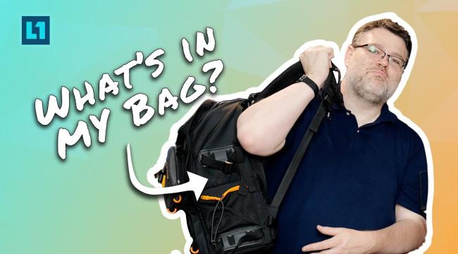 WHAT'S IN MY BAG?!? My Travel Live Stream Set Up Thumbnail